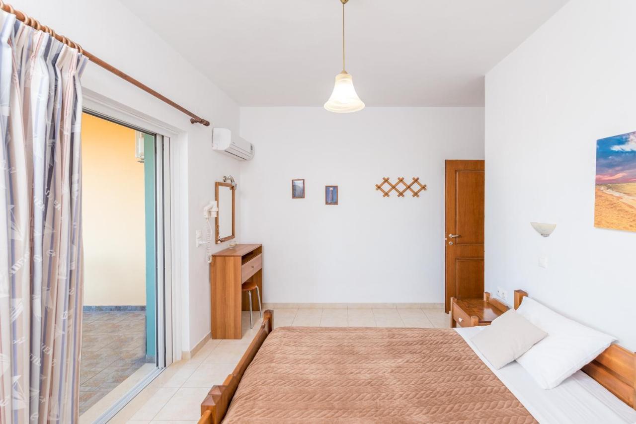 Faros Apartments Xerokampos  Exterior photo